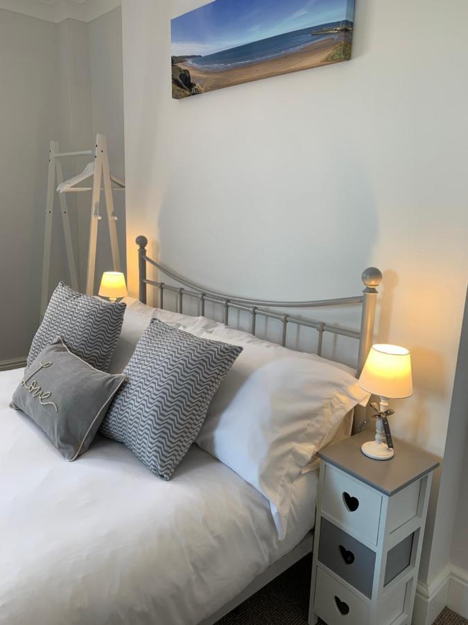 Seaspray Boutique Whitby Apartment Esterno foto