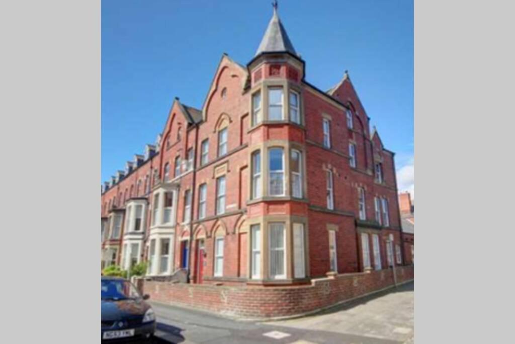 Seaspray Boutique Whitby Apartment Esterno foto