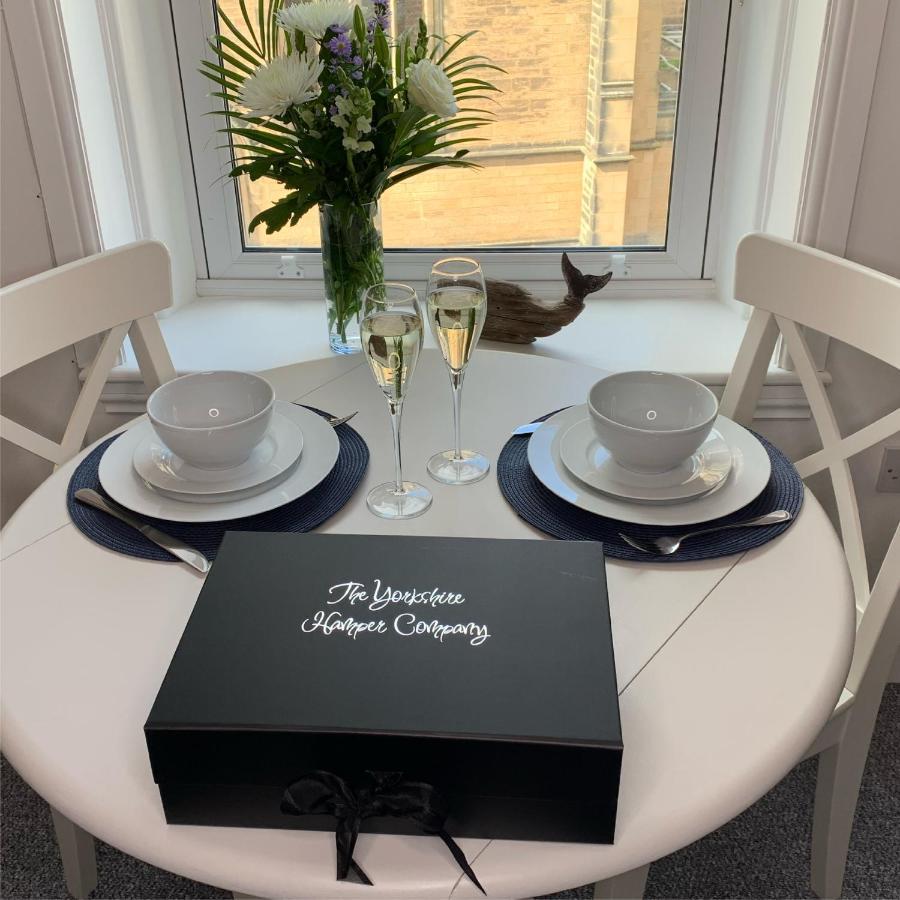 Seaspray Boutique Whitby Apartment Esterno foto